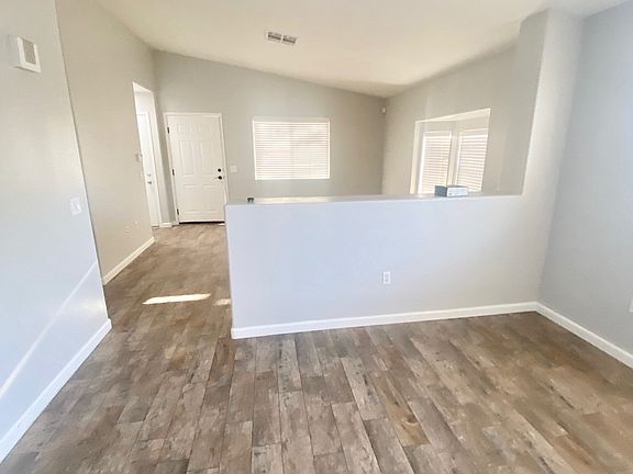 #GuardianRealty 6665 Diamond Care Dr Las Vegas Rental 3BR family room_07082021