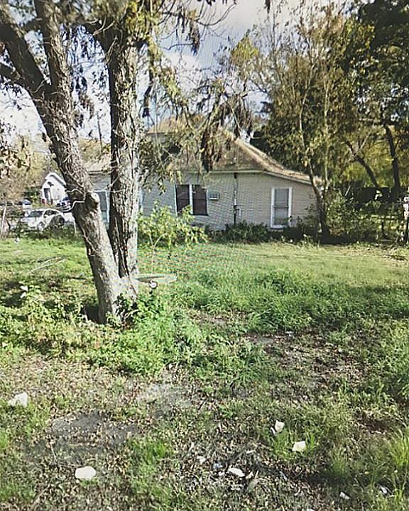 2nd image of 3302 McIlhenny St