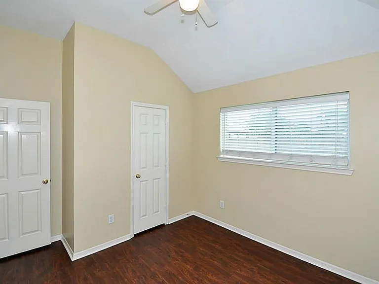8715 Charity St — Photo 12