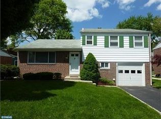 333 Parham Rd, Springfield, PA 19064