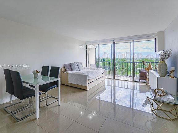 4th image of 3101 N Country Club Dr APT 709