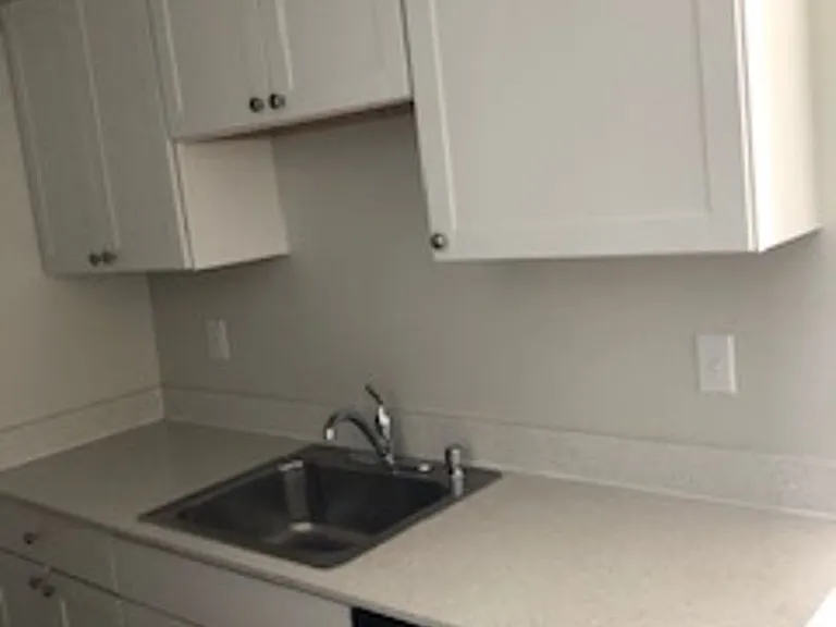 Parkside Apartments — Photo 3