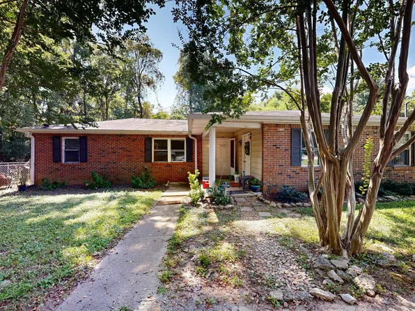 856 Heritage Trl, Hermitage, TN 37076