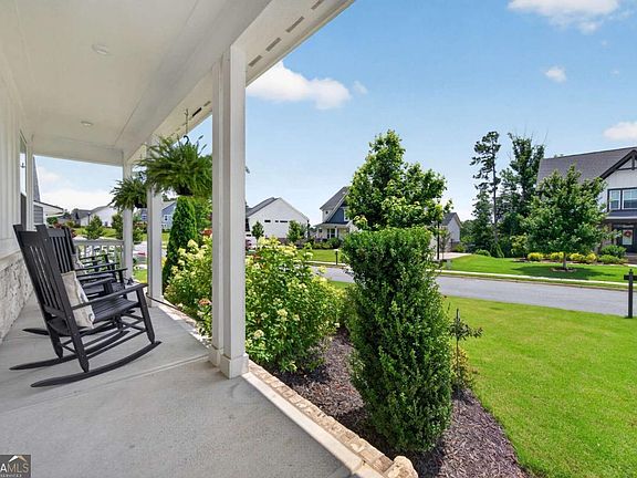 2nd image of 7875 Scenic Ridge Way