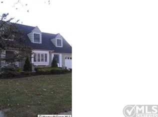 105 Union Ave, Spring Lake, NJ 07762