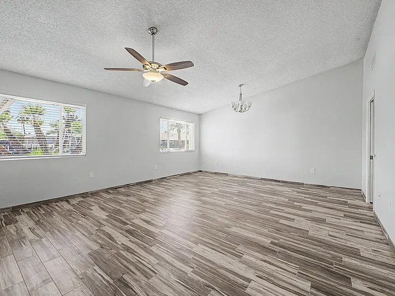 12714 W Crystal Lake Dr — Photo 7