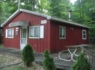 5939 W Higgins Lake Dr, Roscommon, MI 48653