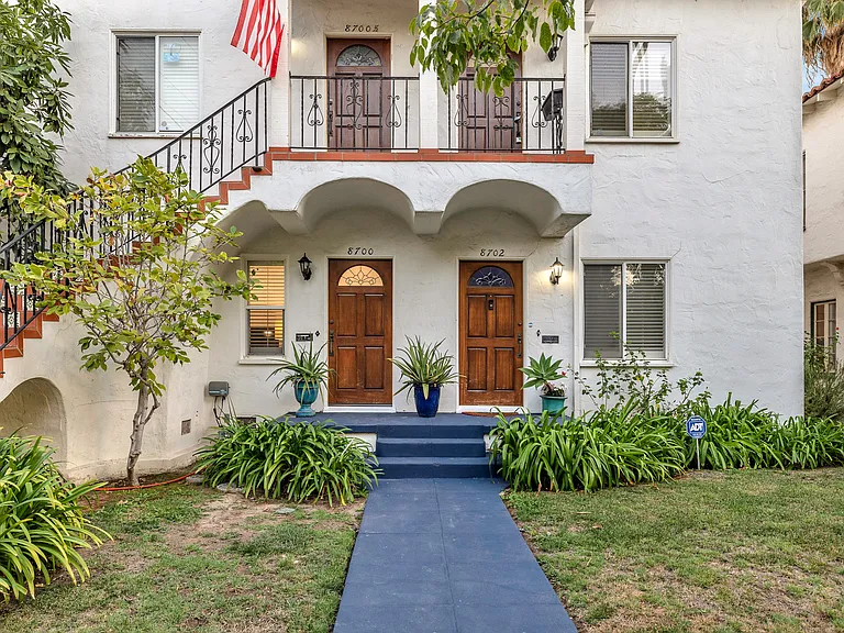 8700 Bonner Dr — Photo 31