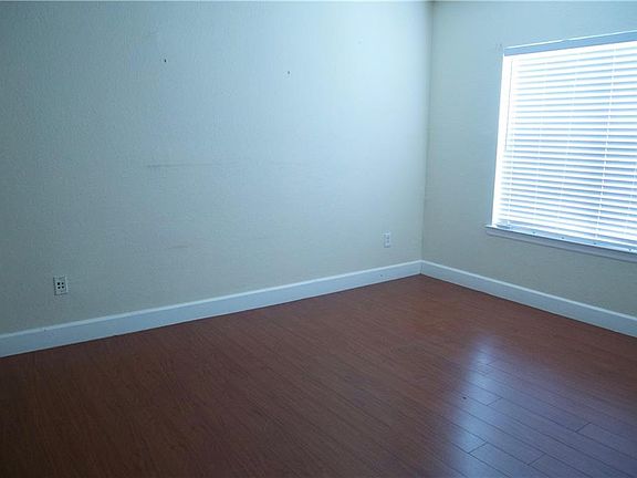 5th image of 204 E South St Unit 5057