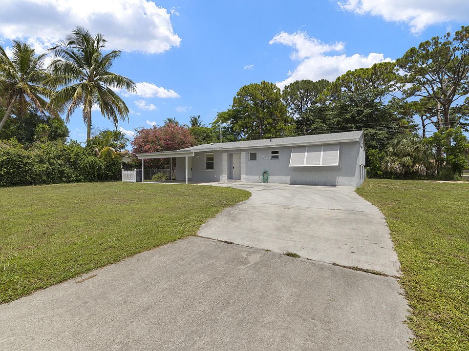 1st image of 2402 Pinecrest Court