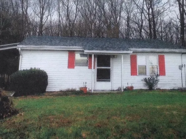 1268 Prairie Rd, Greenville, IL 62246