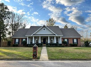 9820 Sommerset Dr, Daphne, AL 36526