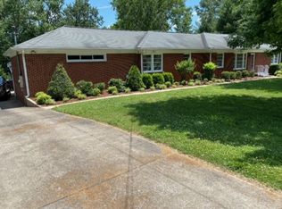 5008 Montclair Dr, Nashville, TN 37211