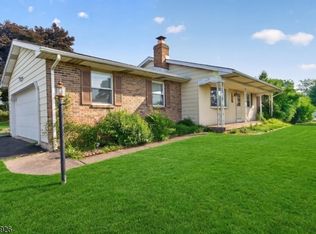 800 Baltimore St, Lopatcong Twp., NJ 08865