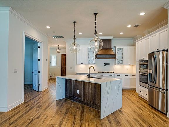 2nd image of 3621 S Hesperides St