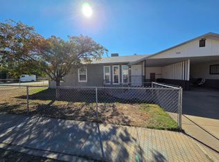 225 New York Ave APT A, Alamogordo, NM 88310