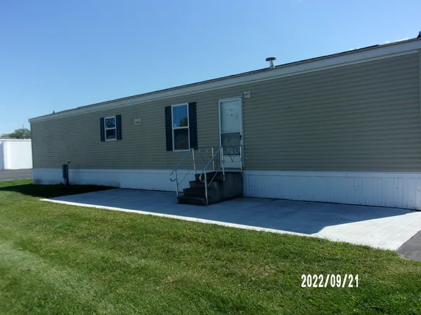 41 Cedar Ct, Watseka, IL 60970