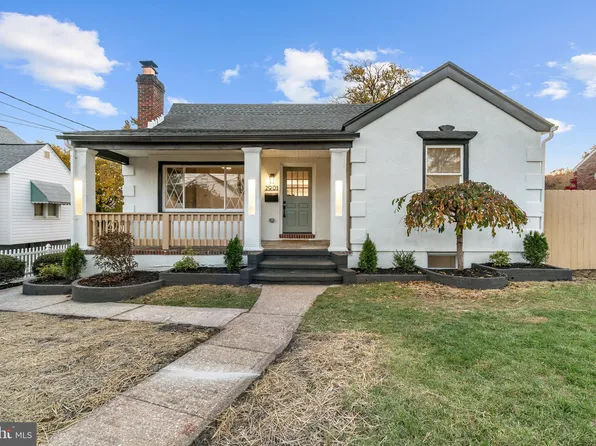 2901 Chenoak Ave, Parkville, MD 21234