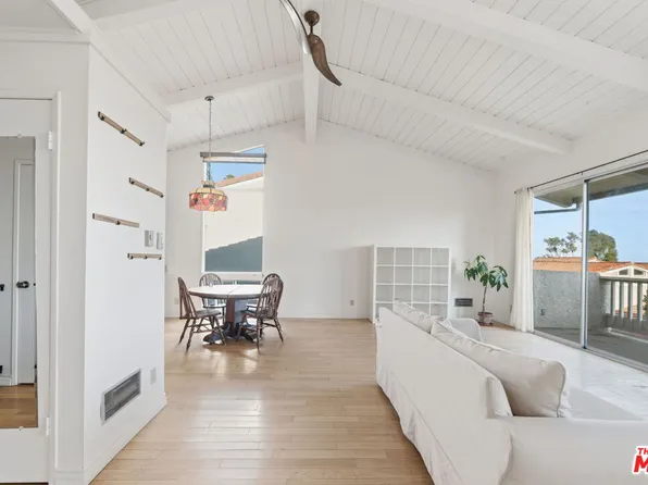 28370 Rey De Copas Ln, Malibu, CA 90265