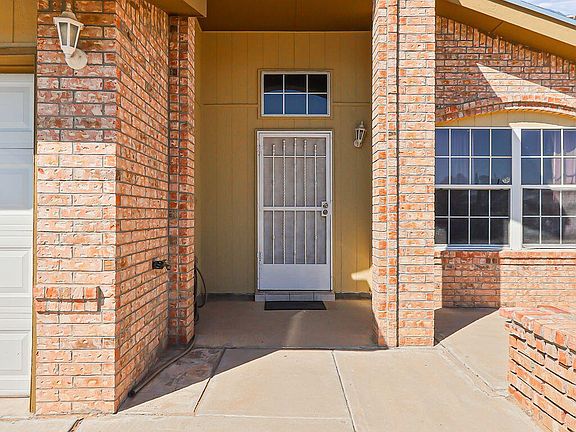 5th image of 3485 Waterside Dr