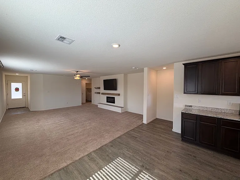 3820 Hernandez St SW — Photo 8
