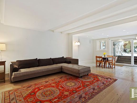 4th image of 310 Union St #1