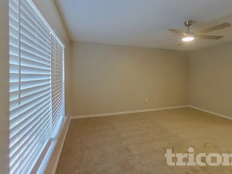 1730 Sunset Ridge Dr — Photo 6