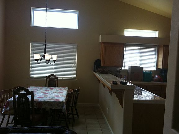 4th image of 2665 E Emerald Ave