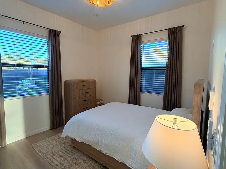 993 N Laurel Dr — Photo 13