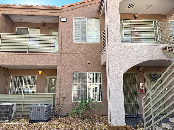 2nd image of 2121 Sealion Dr Unit 106
