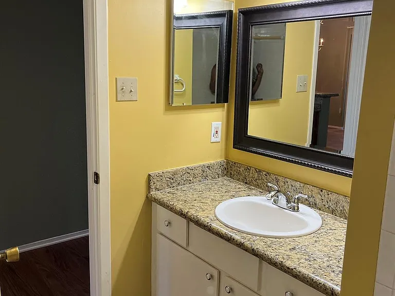 4444 Victory Dr #1302 — Photo 8