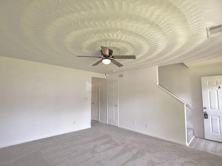 2920 S Cape Henry Ave #A — Photo 8
