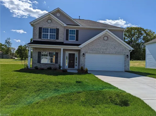 157 Sasha Dr #4, Lexington, NC 27295