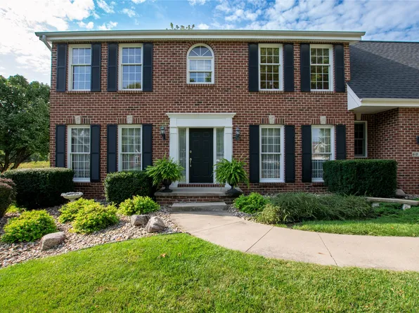 6019 Nottingham Dr, Johnston, IA 50131