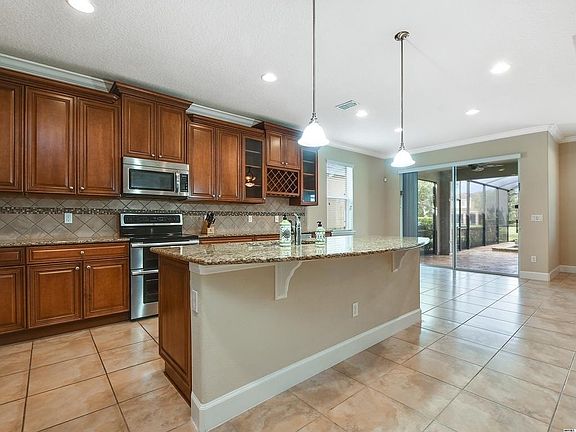 5th image of 11842 Aurelio Ln