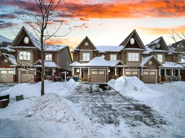 29 Amsterdam Cres, Guelph, ON N1L 0G2
