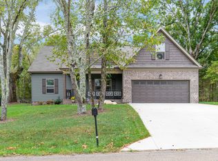 7012 Cooley Rd, Ooltewah, TN 37363