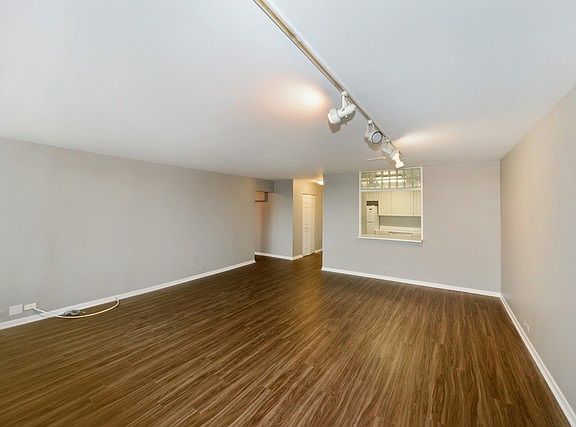 4th image of 1560 N Sandburg Ter APT 2011J