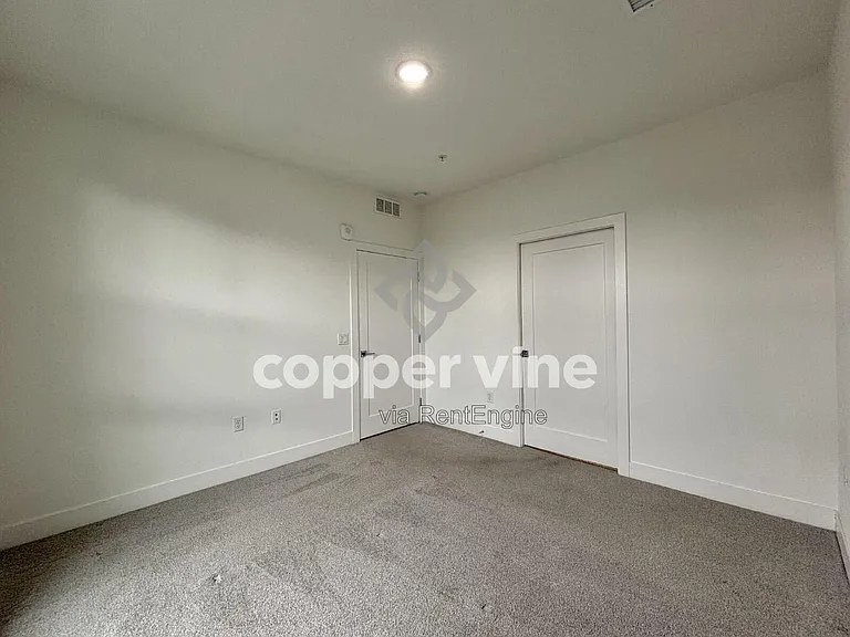3500 S Corona St #202 — Photo 7
