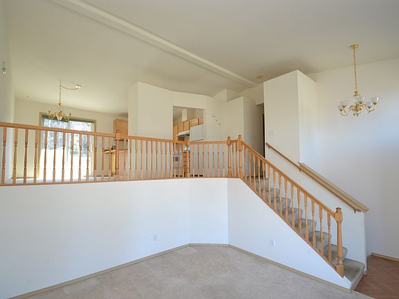 4th image of 6005 80th Ave NE