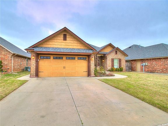 2nd image of 309 SW 171st St