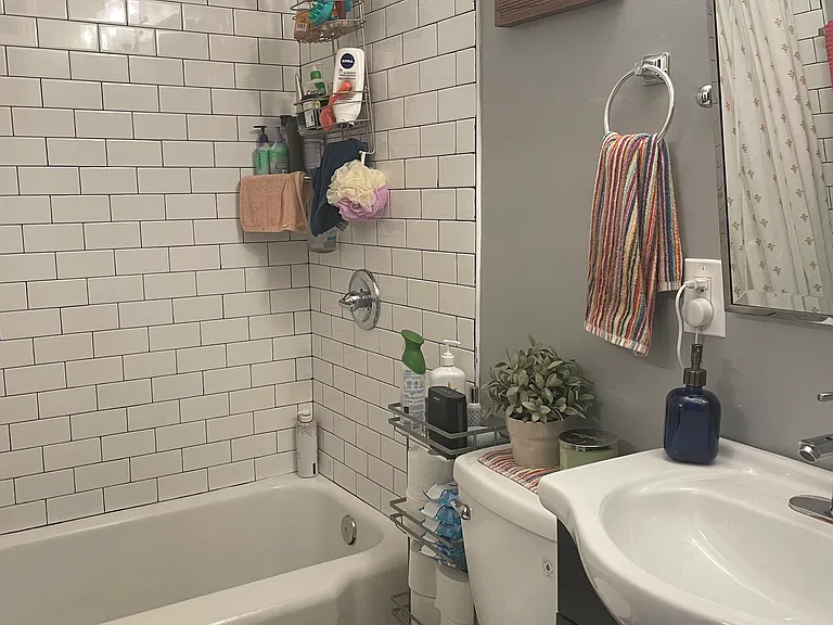 2700 California Ave #2L — Photo 16