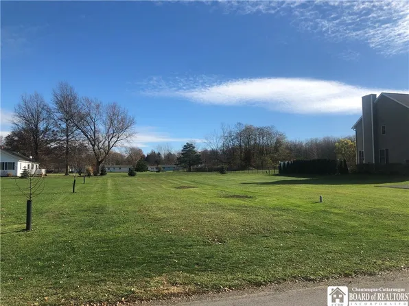 0 Marthas Vineyard Dr #18, Fredonia, NY 14063