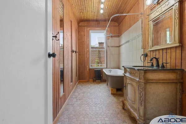 Rented by ABODE NYC LLC | media 16