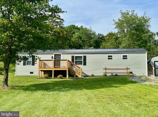 135 Crawford Quarry Rd, Falling Waters, WV 25419