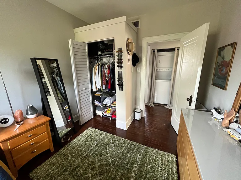 2512 N Sacramento Ave #3 — Photo 6