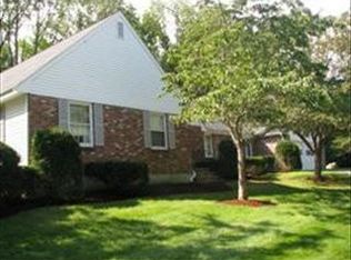 56 Bartlett Hill Rd, Concord, MA 01742