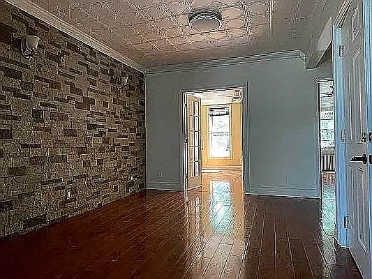 4th image of 472 7th Ave #2