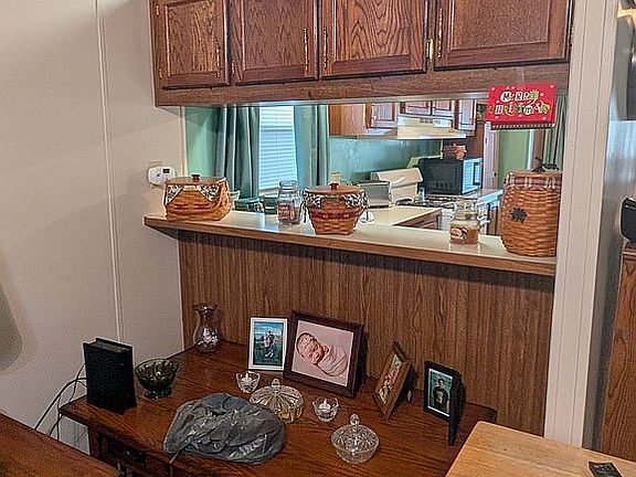 4th image of 758 Scarlett Ln