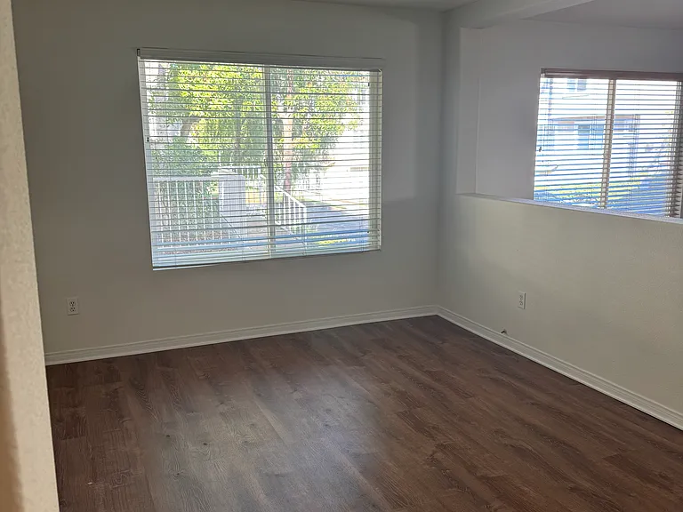 25709 Holiday Cir — Photo 9
